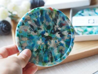 【色おまかせ(青系MIX)】コースター2枚セット(箱入り) 材料回収地域:口永良部島(鹿児島県) | コースター