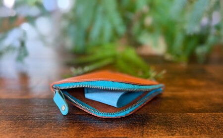 屋久鹿レザーの島財布 キャメル×ターコイズ