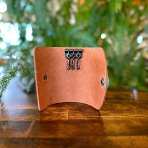 キーケースwith Cow キャメル