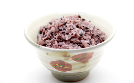 【奄美大島産】龍郷町・秋名の黒米 約1.5kg（約250g×6パック） 鹿児島県 奄美群島 奄美大島 龍郷町 国産 奄美産 お米 雑穀 古代米 長寿米 農家直送 小分け お取り寄せ 期間限定 数量限定