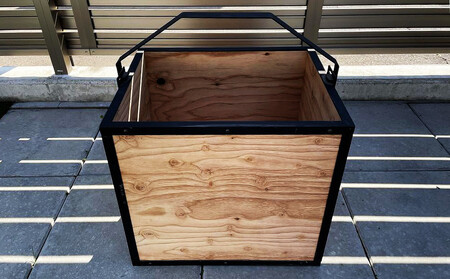 WOOD-STOCKER　薪入れ