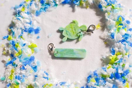 与論島の廃プラを減らしたい「アップサイクルキーホルダー」ウミガメver