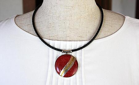 ローズコーラルを素材にした「コードペンダント」貝工房かざはな【CＫ-4】