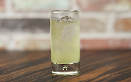 沖縄バヤリース 石垣島パイン 500ml×24本入 ジュース 飲料類 パイナップル果汁 保存料不使用 詰め合わせ セット 1ケース AO-3