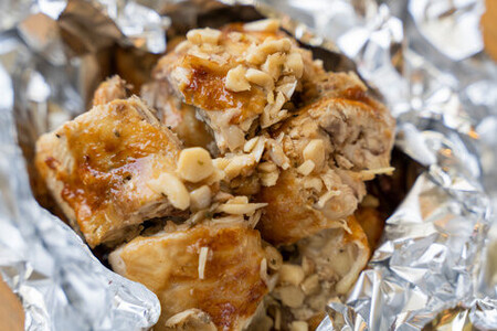 【ブエノチキン】★切り分けカットタイプ★沖縄県産やんばる若鶏の丸焼き【1袋】| チキン 人気