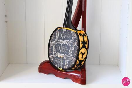 こだわりの沖縄三線【人工皮】｜三線