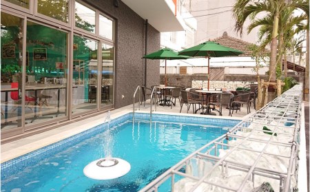 グリーンリッチホテル沖縄名護　1泊ペア朝食付きプラン宿泊券