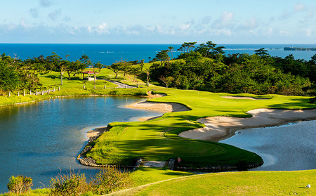 カヌチャリゾート 館内利用券【300000円分】 沖縄 旅行 ホテル チケット 宿泊