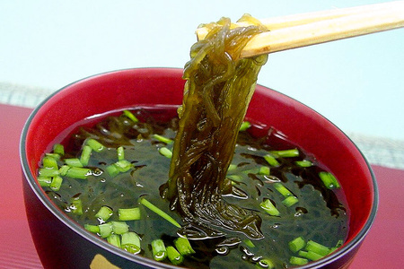 沖縄県産　海人のもずくスープ生姜セット（18食入）