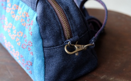 経浮花織 ランチポーチ+plus リーフ柄 （紺色・青系織物） ハンドバッグ 手提げバッグ 小さめ おしゃれ レディース 沖縄市 / FABRIC SHOP MINAMI [BCCS002-02]