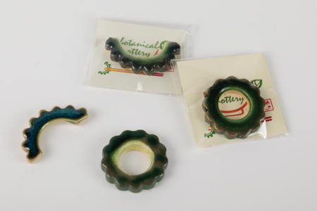 ゴーヤーの箸置き(丸&ハーフ)2個セット (DD003)