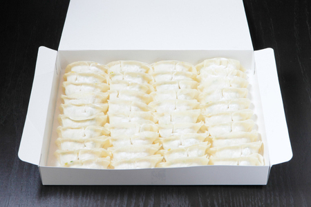 新琉流生餃子 計80個(20個入り×4パック)｜餃子 ぎょうざ ギョウザ 工場直売 国産 簡単 生餃子 生ぎょうざ おきなわ 沖縄 沖縄県 豊見城市 人気 送料無料(AY006)