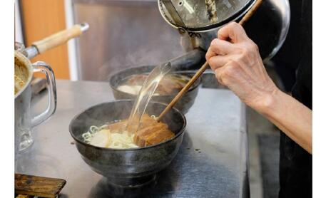 【沖縄そば】 玉家 豊崎店 三枚肉そば8食セット (AA017)