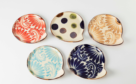 ＜色が選べる！＞ 唐草模様 5寸丸プレート 2枚セット【尚工房】