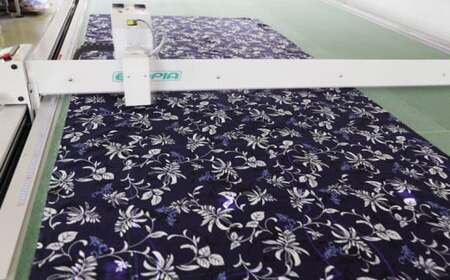 紳士用かりゆしウェア　クマノミと亀とヒトデ柄　ライラック【Ｌサイズ】S1829