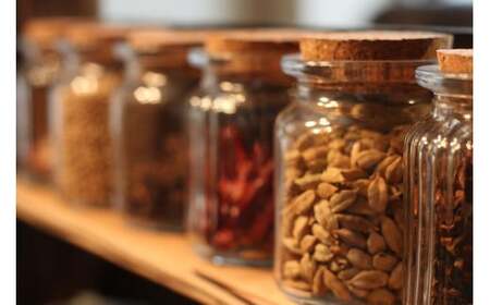 MOSESU CURRYの島カレーシリーズ　島らっきょうとひき肉のカレー 250g×6食（FP002）