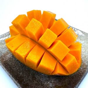 【先行受付・2026年8月から順次発送・家庭用】仲本マンゴー園の幻のキーツマンゴー1kg(1～2玉)【配送不可地域：離島】【1694611】