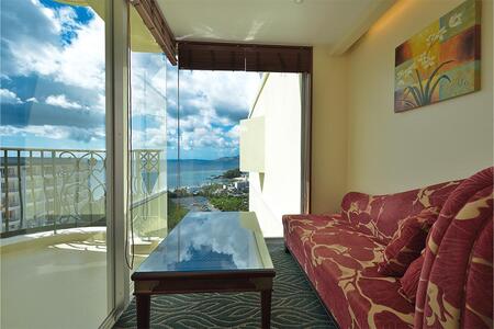 EXES｜プレミアツイン ペア宿泊券 (3泊 朝食/3連泊特典E-CARD付)｜宿泊 宿泊券 券 チケット 人気 おすすめ エグゼス ホテル リゾート ふるさと納税 沖縄県 恩納村