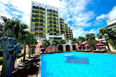 EXES｜プレミアツイン ペア宿泊券 (3泊 朝食/3連泊特典E-CARD付)｜宿泊 宿泊券 券 チケット 人気 おすすめ エグゼス ホテル リゾート ふるさと納税 沖縄県 恩納村