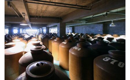 【比嘉酒造】残波（1升シュロ巻壷43度） 〇 沖縄 泡盛 読谷村 ギフト向け