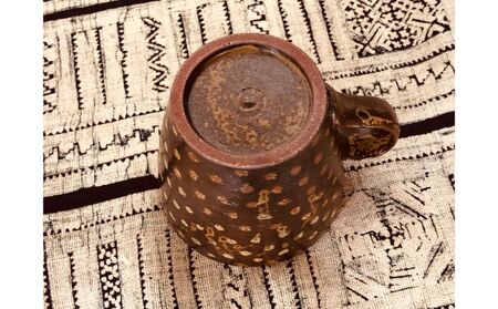 ＜南陶窯＞広口マグカップ【ドット】 〇 読谷村 やちむん 陶器 焼き物 久場政一 沖縄 新生活 水玉 うちなーすぐりむん コップ 地場産品 手作り 人気商品 伝統工芸品 色違い有 ギフトに おおきめ オススメ