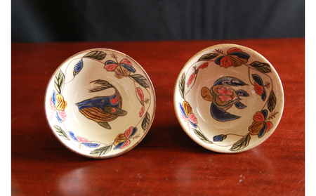 【陶芸工房ふじ】4寸マカイ1枚焼き（ハイビスカス・カメ)と（ハイビスカス・クジラ）セット