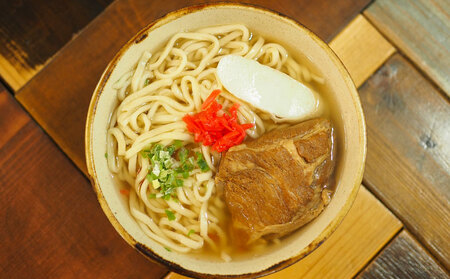 玉家の沖縄そば（ソーキ・三枚肉・テビチ）詰合せ（4食セット） 沖縄そば ソーキそば 三枚肉そば ミックス 生麵 ソーキ テビチ 玉家 沖縄そば王 受賞 人気 そば 大満足 4食 詰め合わせ セット ご当地グルメ 郷土料理 沖縄県 北中城村