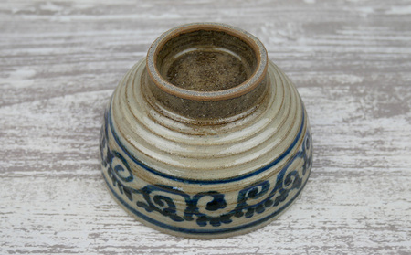 【仁 陶器工房】からくさ紋様 3.5寸マカイ ペア やちむん ヤチムン 陶器 手作り 茶碗 唐草 からくさ マカイ まかい ご飯 焼物 伝統 工芸 食器 うつわ シンプル 毎日使い 普段使い 沖縄 北中城