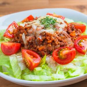 沖縄ホーメル レトルト詰め合わせセット(タコスミート8食＆コンビーフハッシュ4個)【1688661】