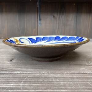 やちむん 唐草紋様 7寸皿(染付)青【1506544】