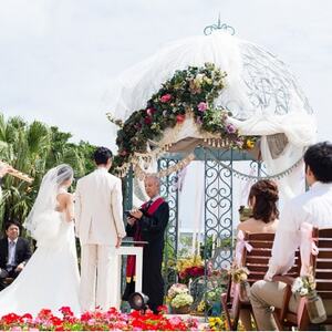 【エリスリーナ西原ヒルズガーデン】250万円分の結婚式プレゼント【1548940】