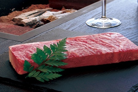 9132.ワッカヌプリ　ふるさと納税宿泊券2名様1棟貸切　道産和牛プラン 