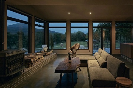 9169.TAPKOP (タップコップ)敷地面積約9000坪の広大な敷地を1日1組限定で貸切できるプライベートヴィラ ふるさと納税宿泊券2名様 2食付き(コース料理)x 連泊プラン 宿泊券