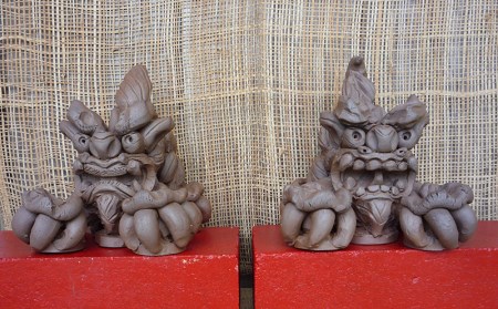 【やちむん土炎房】シーサー(尻上りタイプ)2体