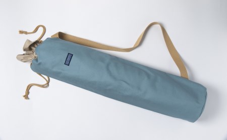「琉球帆布」ヨガマットケースA（スモークターコイズ）- ヨガ マットケース 収納 帆布 手づくり ハンドメイド 軽い 丈夫 布 人気 シンプル おしゃれ 琉球帆布 手仕事 伝統技術 沖縄県 八重瀬町【価格改定】
