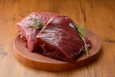 鹿肉モモ 計600g ジビエ 北海道別海町 鹿肉モモ ジビエ