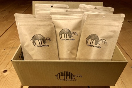 北海道 根室産 蝦夷鹿 ジャーキー OUTLAND JERKY 40g×5パック 鹿肉 別海町