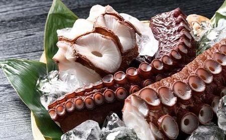 羅臼産たこ足カット真空 2kg  たこ 北海道 刺身 魚介 ごはん アヒージョ