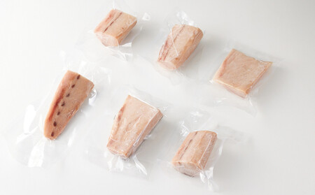 羅臼産刺身用ブリ　1.5kg