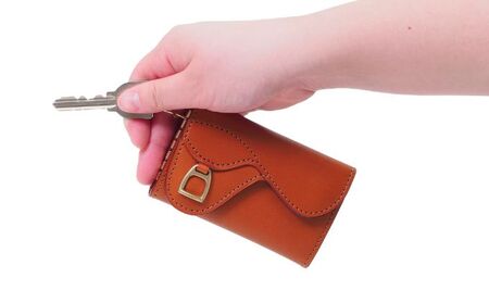 鞍 キーケース キャメル いたがき ファッション小物 ポケット付き 天然皮革 本革 手作り  名入れ無