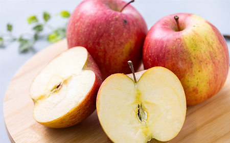 【訳あり】りんご 「葉取らずふじ」 (家庭用)約3kg(9～12個入り)_果物・フルーツ りんご  リンゴ 林檎_【配送不可地域：離島】【1496471】