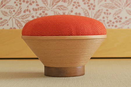 BUNACO「正座のため」のイス（トール）トラッドレッド 1個