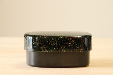  津軽塗 弁当箱（唐塗 貝蒔 黒）