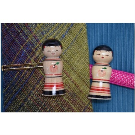 「こけス」ネクタイピン＆帯留め(赤りんご)_装飾品・工芸品     装飾品・工芸品  服飾小物 _【1238403】