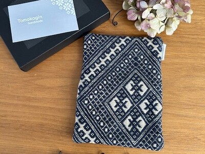 こぎん刺し　名刺入れ 紺×生成り カードケース ハンドメイド 手作り こぎん刺し名刺入れ ハンドメイド名刺入れ 青森 津軽 五所川原