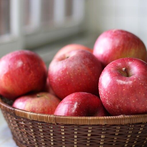 【2026年5月上旬発送】特撰丸かじりりんご約3kg 品種おまかせ1種(スマートスレッシュまたはCA貯蔵)