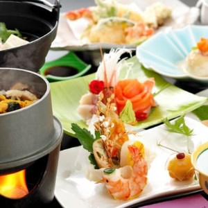 【奥入瀬渓流温泉:1泊2食付ペア宿泊】野の花　焼山荘[禁煙・和室]【1026420】