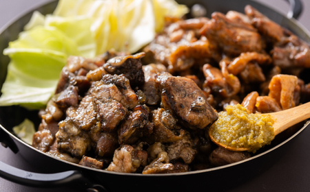 【800g】東北産親鶏炭火焼　塩味・たれ味セット　200g×計4パック【配送不可地域：離島】【1258828】