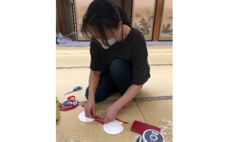 「ホタテ水着 上下セット」と「漁師カード マダム・ムチュリーホタテ水着version 1枚」