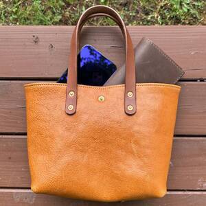 84-9 【年内配送12月15日入金まで】本革ミニトートバッグ（キャメル）【レザークラフト】 within2025